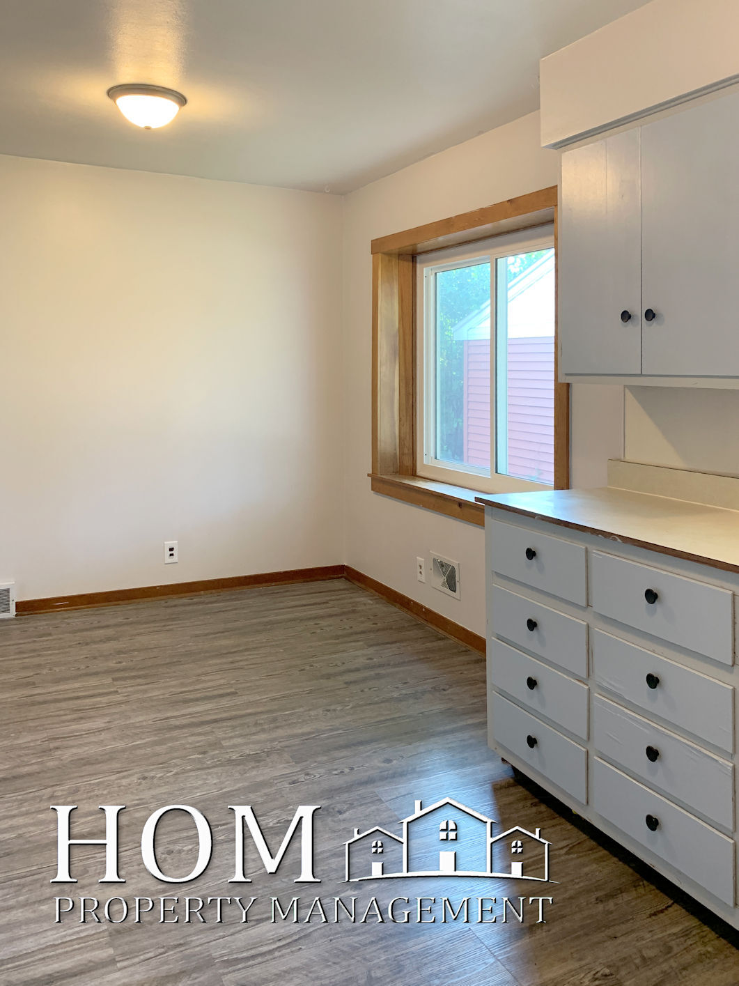 Building Photo - 335 Dolph Rd