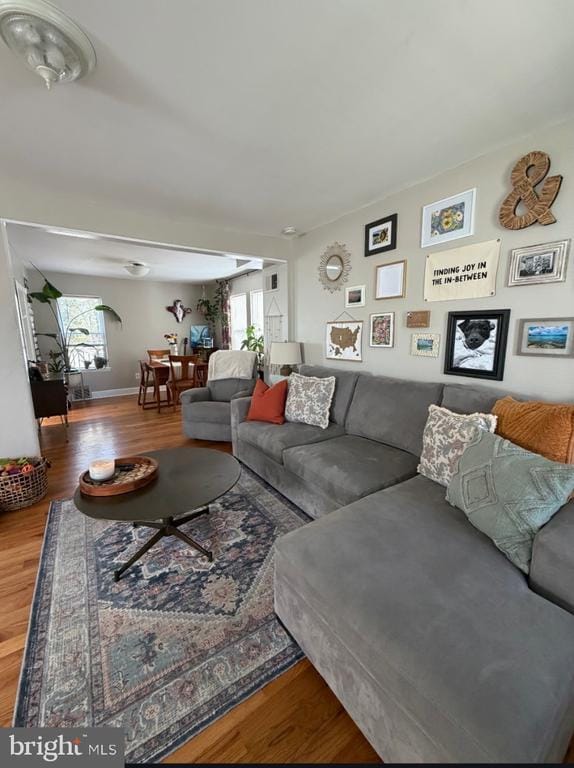 Building Photo - 131 E Ormond Ave