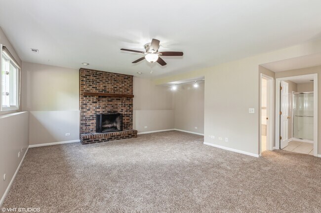 Building Photo - 98 Quail Hollow Ct