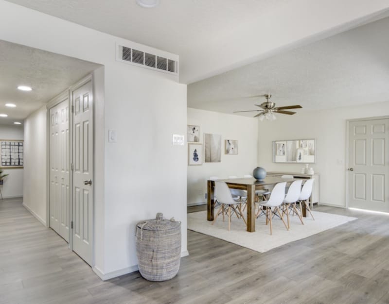 Building Photo - 9620 San Gabriel Rd NE