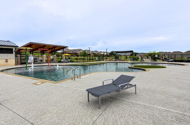 Building Photo - 221 Indian Shoal Dr