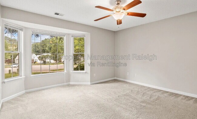 Building Photo - 1201 Ventura Springs Ct