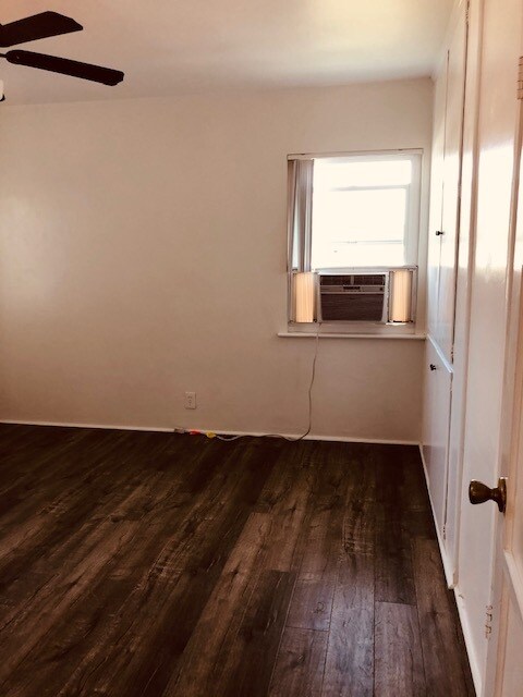 Bedroom - 112 S Chevy Chase Dr