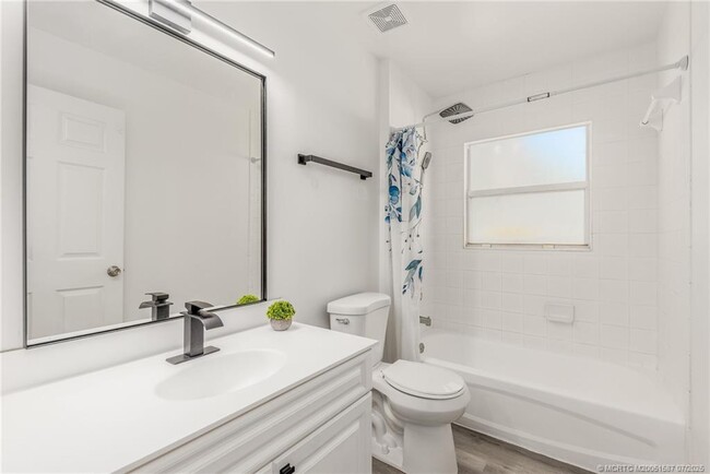 Building Photo - 7492 SW 40th Terrace