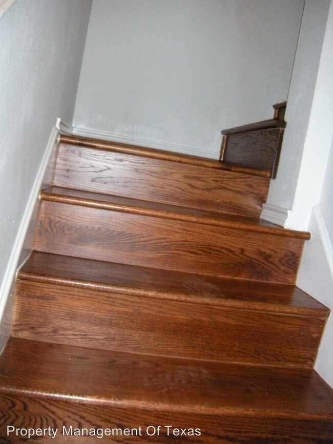 Building Photo - 1808 Rio Grande St