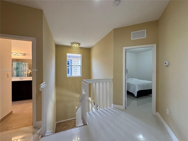 Building Photo - 24921 SW 118 Ct