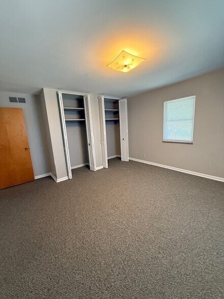 Building Photo - 3807 Leland Rd