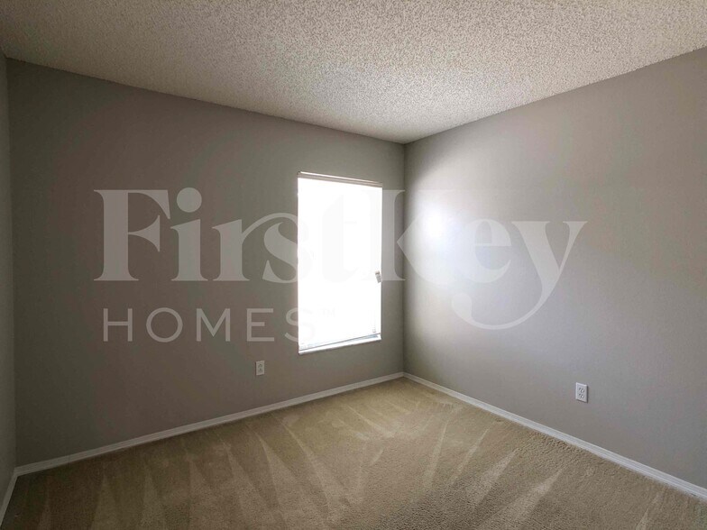 Building Photo - 9801 Morris Glen Way