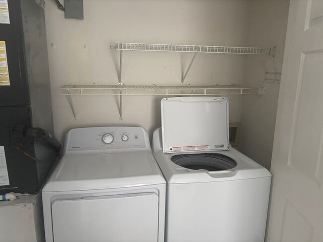 Building Photo - 2 BEDROOM 2 BATH CONDO ON BOTTOM FLOOR AT MYRTLE GREENS