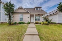 Building Photo - 1901 Prospect Ln