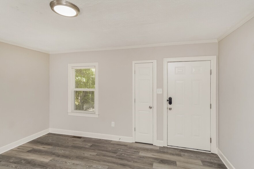 Building Photo - 428 Davidson Ct