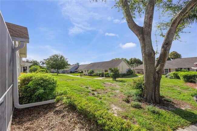 Building Photo - 1134 Villa Ln