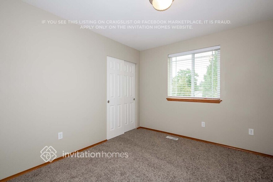 Building Photo - 1411 7th Ave SE