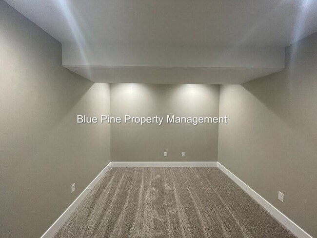 Building Photo - 1507 47th St