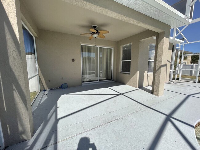 Building Photo - Amazing Large 4/2 Pool Home in Orlando