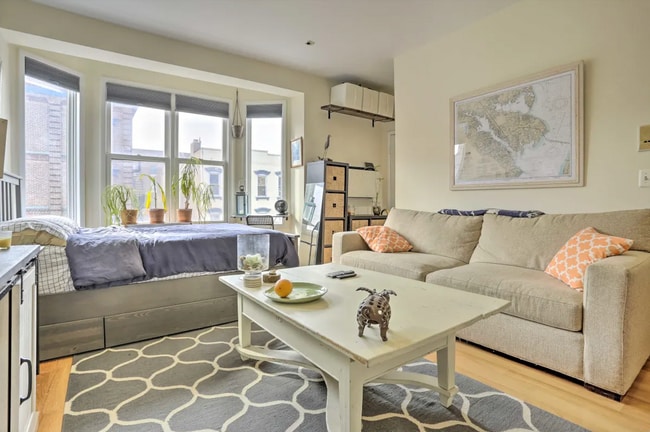 Building Photo - 101 Willow Ave