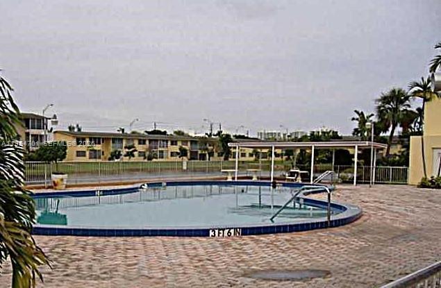 Building Photo - 20200 NE 29th Ct