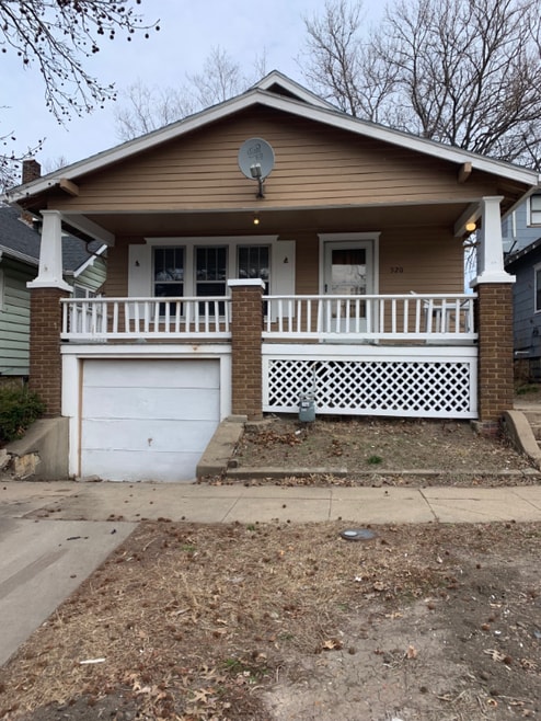 Building Photo - 520 SW 5th St