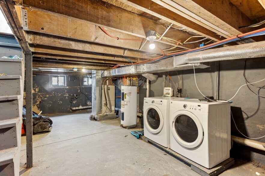 Building Photo - 2003 N Cleveland St