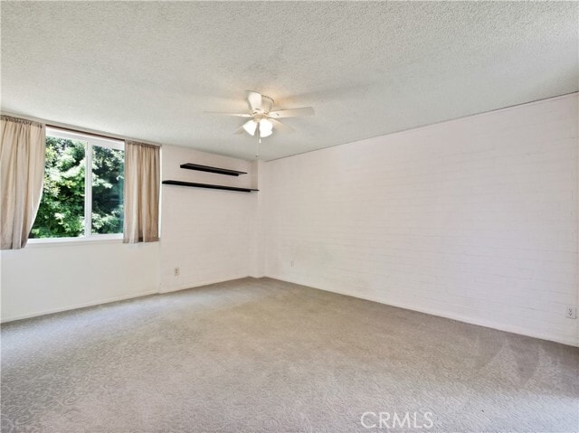 Building Photo - 540 Kelton Ave