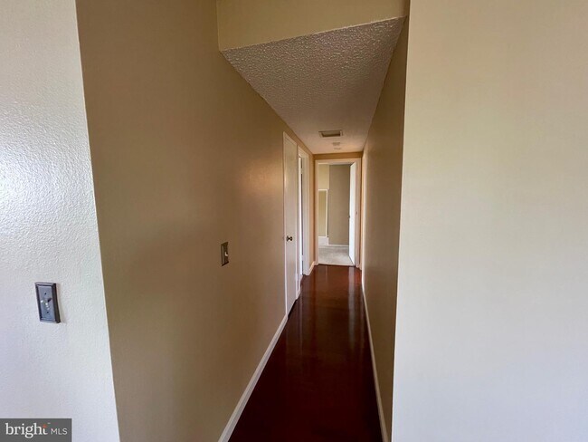 Building Photo - 6101 Edsall Rd