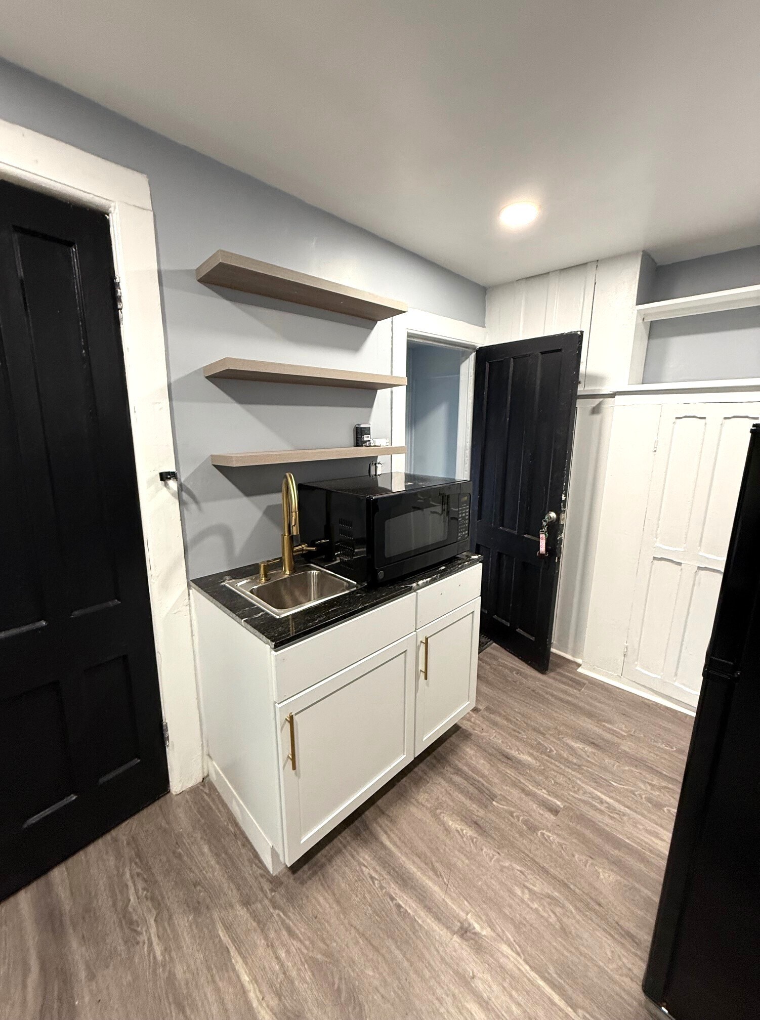 Building Photo - 1211 Madison St