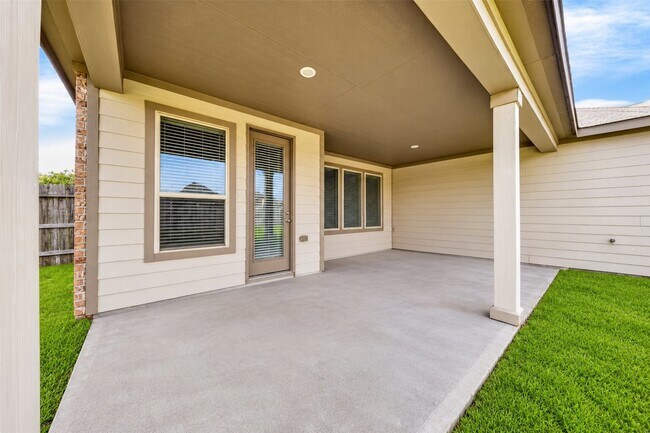 Building Photo - 22406 Newcastle Waters Ct