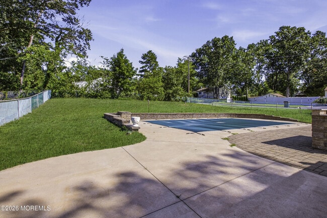 Building Photo - 328 Aldrich Rd