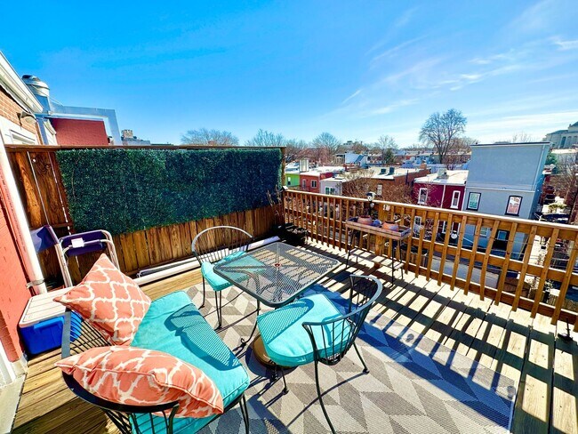 Building Photo - 0394 - Souliotis