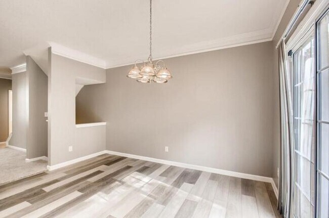 Kitchen Dining /Nook Level 2 view 1 - 433 Heritage Park Trce NW