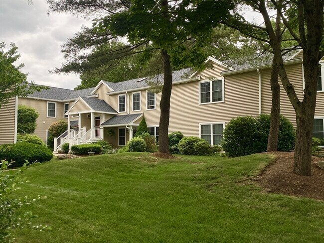 Building Photo - 152 Tyson Commons Ln