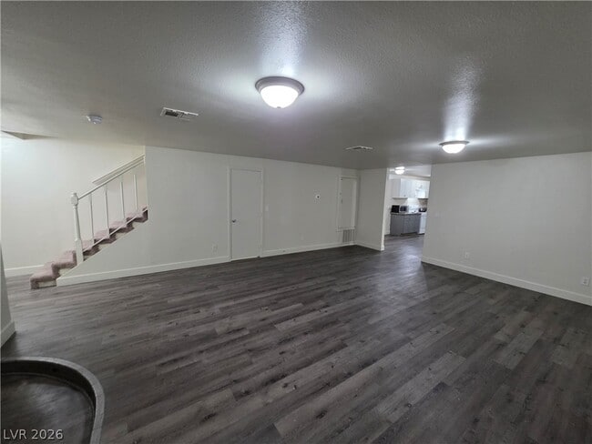 Building Photo - 3412 Townhouse Dr