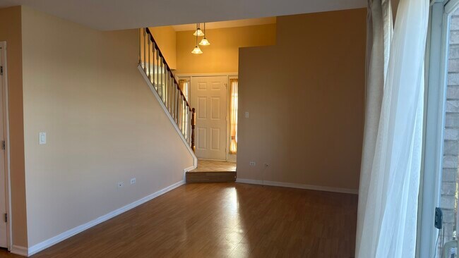 Building Photo - 8114 160th St