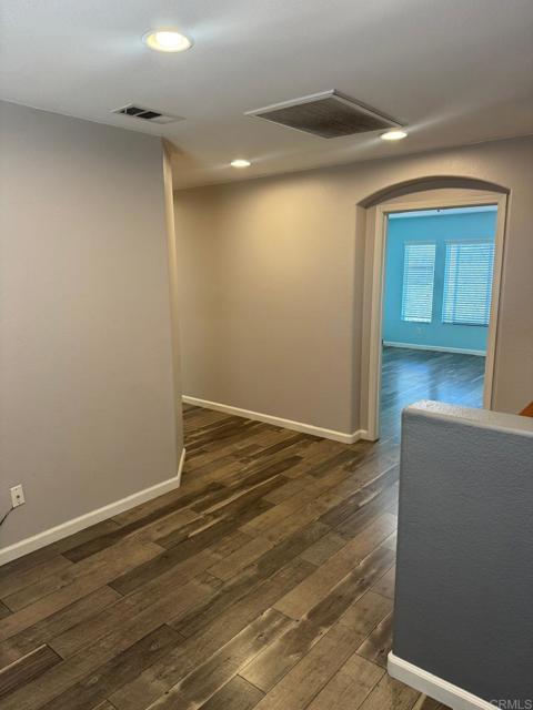 Building Photo - 4101 Avenida