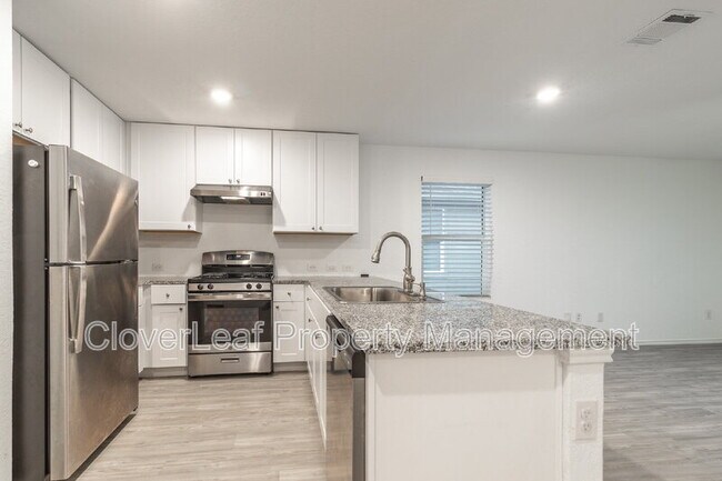 Building Photo - 5507 Basil Chase