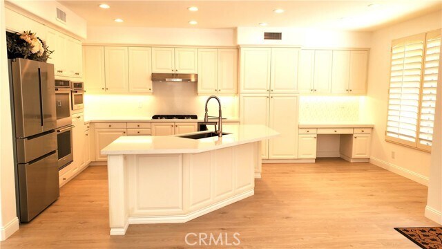 Building Photo - 1428 Sea Ridge Dr
