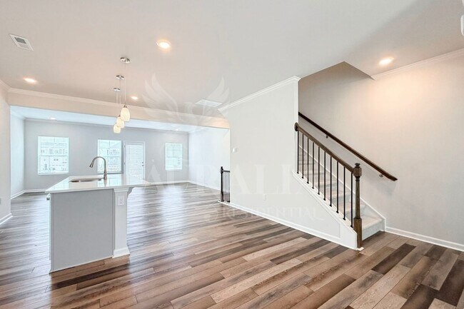 Building Photo - 3018 Brellon Ln