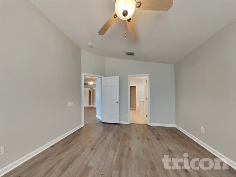 Building Photo - 12329 Cedarfield Dr