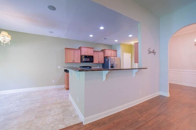 Building Photo - 119 Spoonbill Cir