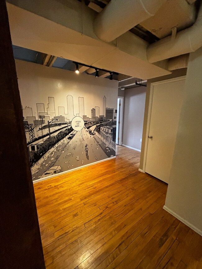 Building Photo - Charming Loft-Style Condo Near Pueblo Riverwalk. 50% OFF FIRST MONTH'S RENT