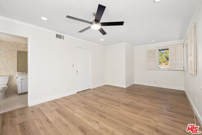 Building Photo - 4231 Orchardview Ct