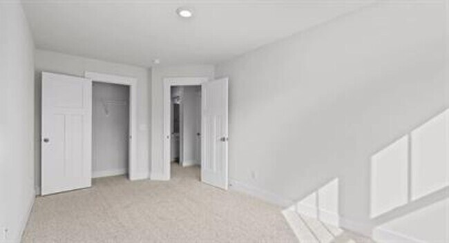 Building Photo - 100 Marston Ln