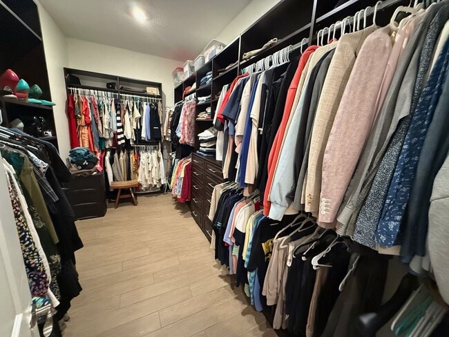 Building Photo - 7 bedroom/6 bath Dr. Phillips Home