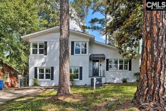 Primary Photo - 4057 Rosewood Dr