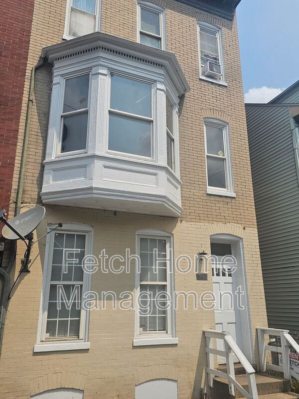 Building Photo - 569 W Philadelphia St