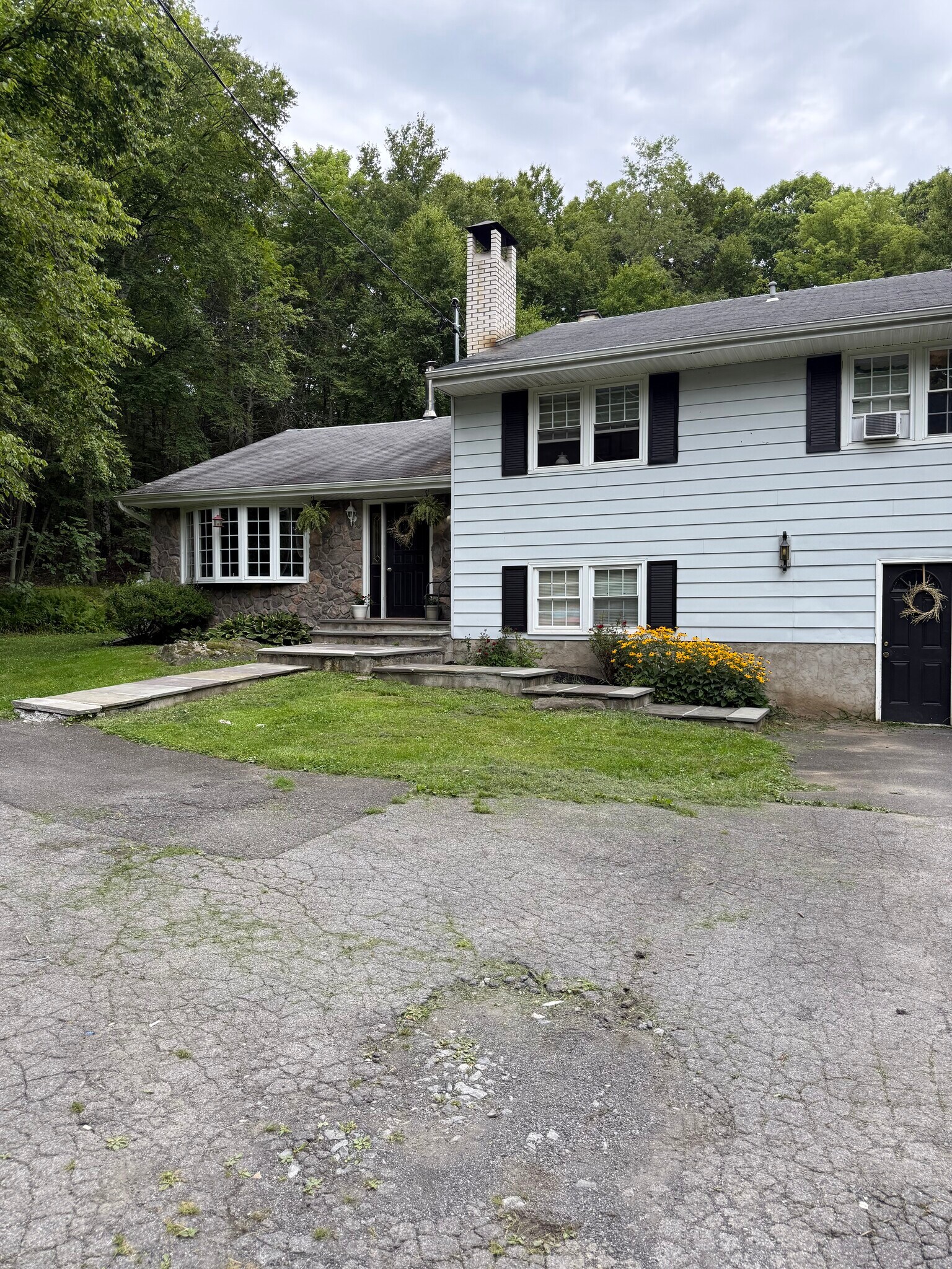 Building Photo - 116 Hardenburgh Rd