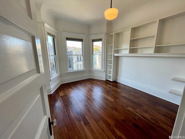 Building Photo - 231 San Jose Avenue