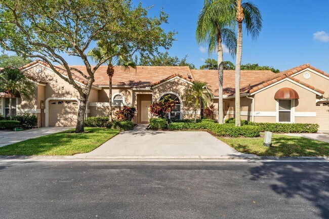 Building Photo - 1903 Rosewood Way