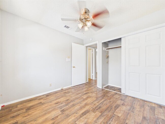 Building Photo - 3115 Helms St