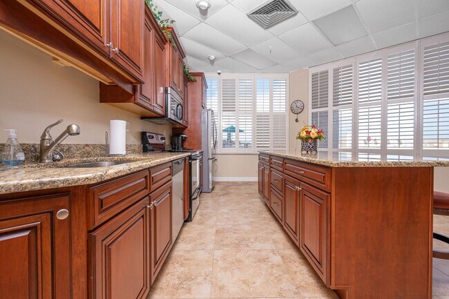 Building Photo - Fully Furnished 2-Bedroom, 2-Bath Beachfront Condo